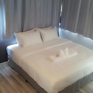 Nantra Ploenchit Hotel